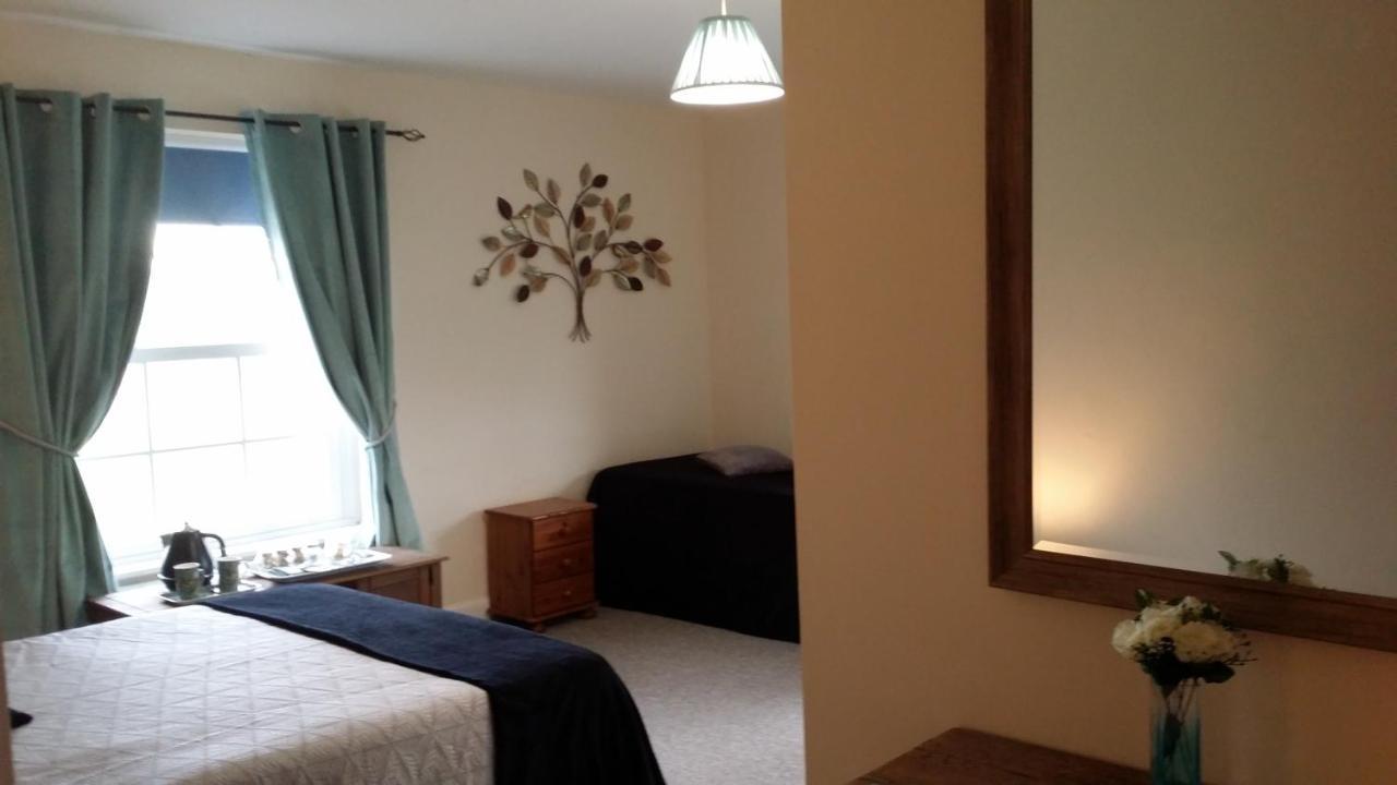 Riverbank Guest House Wiggenhall Saint Germans Екстер'єр фото